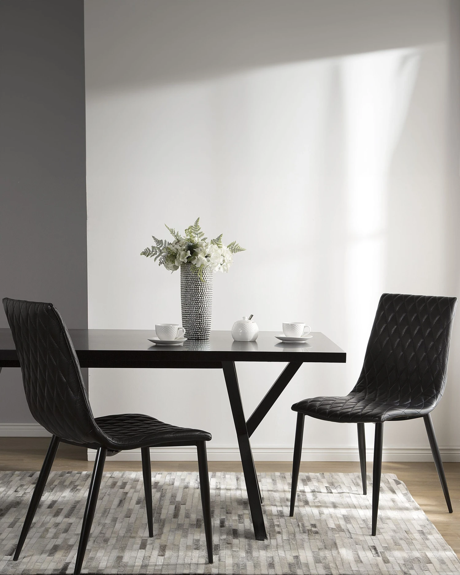 Tuoli Keinonahka Musta 2 Kpl MONTANA - Image 2