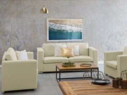 Kermanvalkoinen Nahkaverhoiltu Sohvaryhmä HELSINKI 12 Kermanvalkoinen Nahkaverhoiltu Sohvaryhmä HELSINKI -Beliani undef src sa picid 704038 type whitesh image