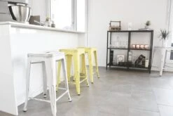 Baarijakkara Metalli Valkoinen/kulta 60 Cm 2 Kpl CABRILLO 10 Baarijakkara Metalli Valkoinen/kulta 60 Cm 2 Kpl CABRILLO -Beliani undef src sa picid 732413 type whitesh image