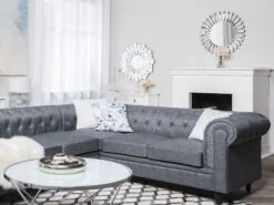 6-istuttava Kulmasohva Kangas Vasenk. Vaaleanharmaa CHESTERFIELD 14 6-istuttava Kulmasohva Kangas Vasenk. Vaaleanharmaa CHESTERFIELD -Beliani undef src sa picid 759618 type whitesh image