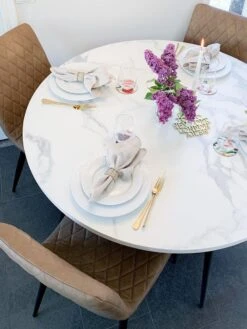 Tuoli Keinonahka Vaaleanruskea 2 Kpl MONTANA -Beliani undef src sa picid 805441 type whitesh image