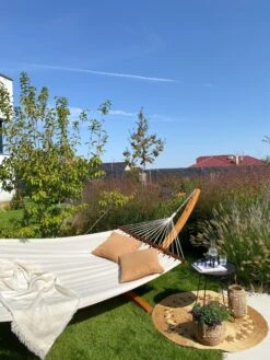 Riippukeinu Telineellä Beige TREVISO 13 Riippukeinu Telineellä Beige TREVISO -Beliani undef src sa picid 811739 type whitesh image