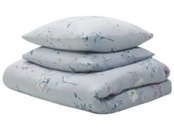 Pussilakanasetti Satiinipuuvilla Vaaleansininen EVERGREEN Useita Kokoja -Beliani undef src sa picid 815233 type whitesh image