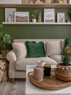 3-istuttava Sohva Samettinen Vaalea Beige EIKE 14 3-istuttava Sohva Samettinen Vaalea Beige EIKE -Beliani undef src sa picid 815635 type whitesh image