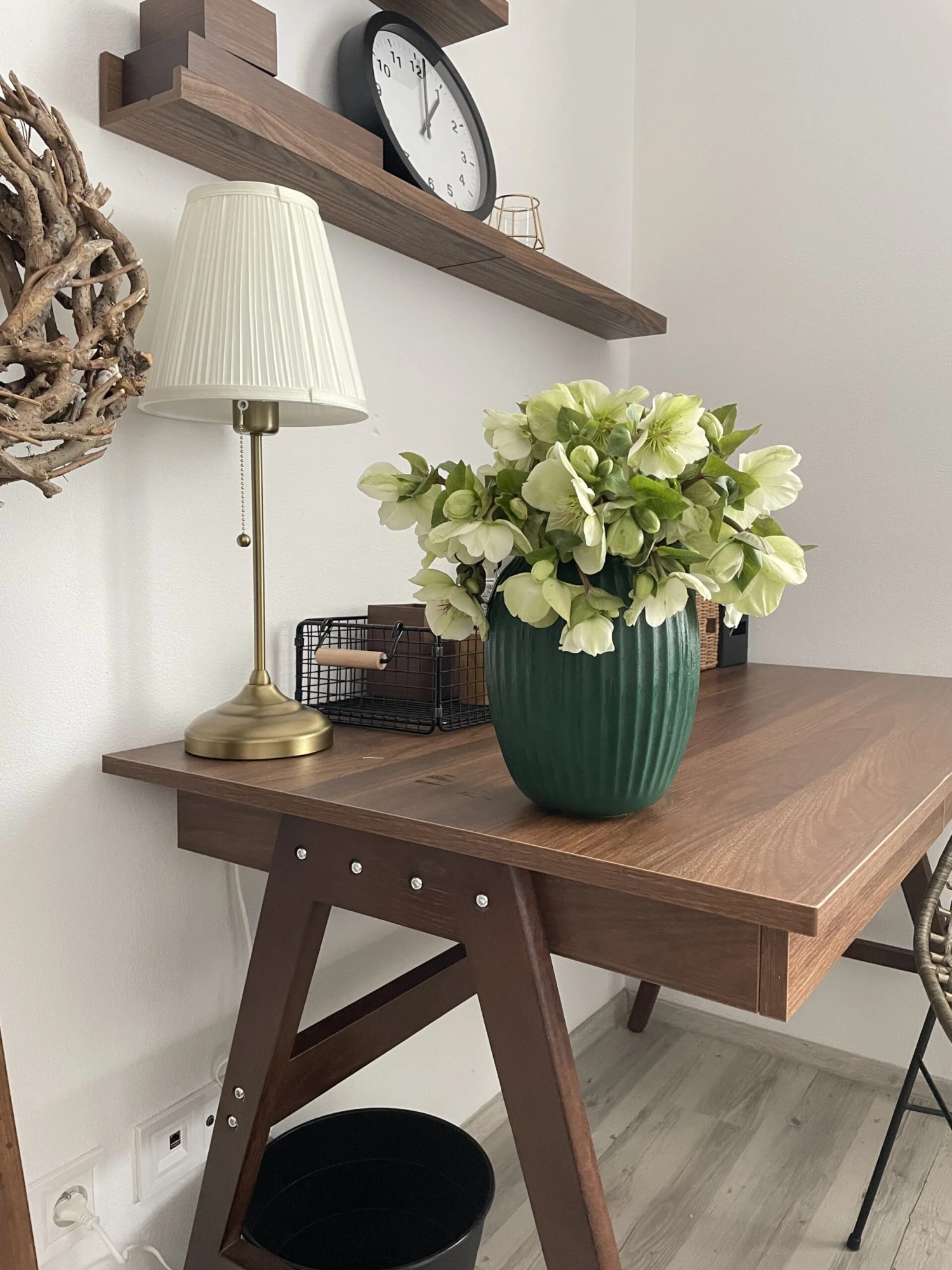 Työpöytä 120x70 Cm Tumma Puu SHESLAY - Image 3