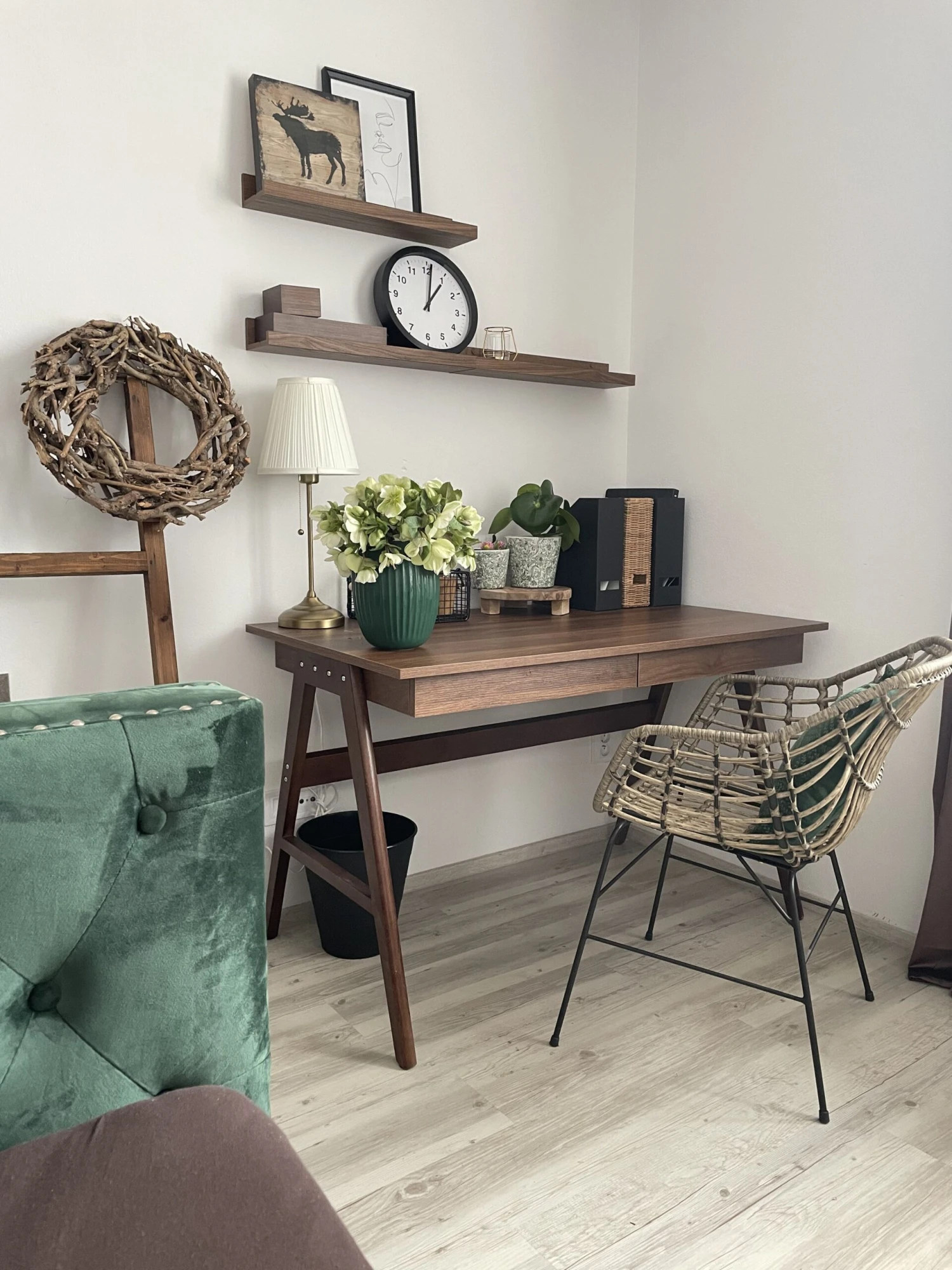 Työpöytä 120x70 Cm Tumma Puu SHESLAY - Image 4