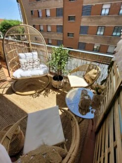 2-istuttava Bistrosetti Polyrottinki Luonnonväri/valkoinen PELLARO -Beliani undef src sa picid 824395 type whitesh image