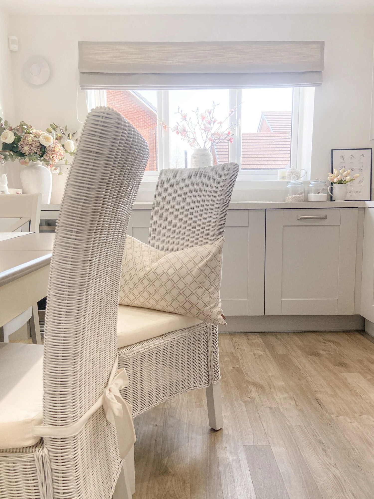 Rottinkituoli Valkoinen 2 Kpl ANDES - Image 3