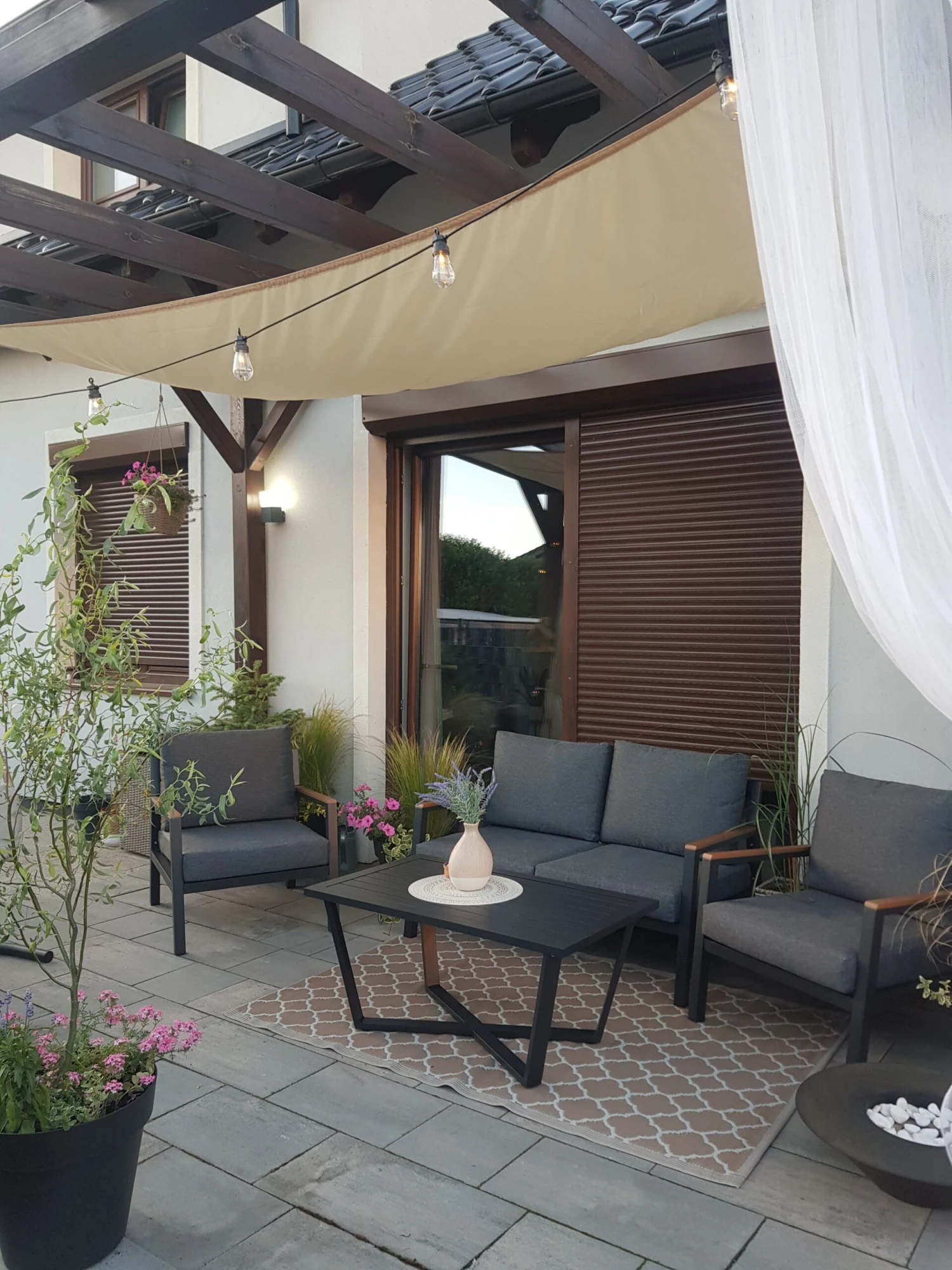 Puutarhasohvasetti 4-istuttava Tummanharmaa DELIA - Image 3