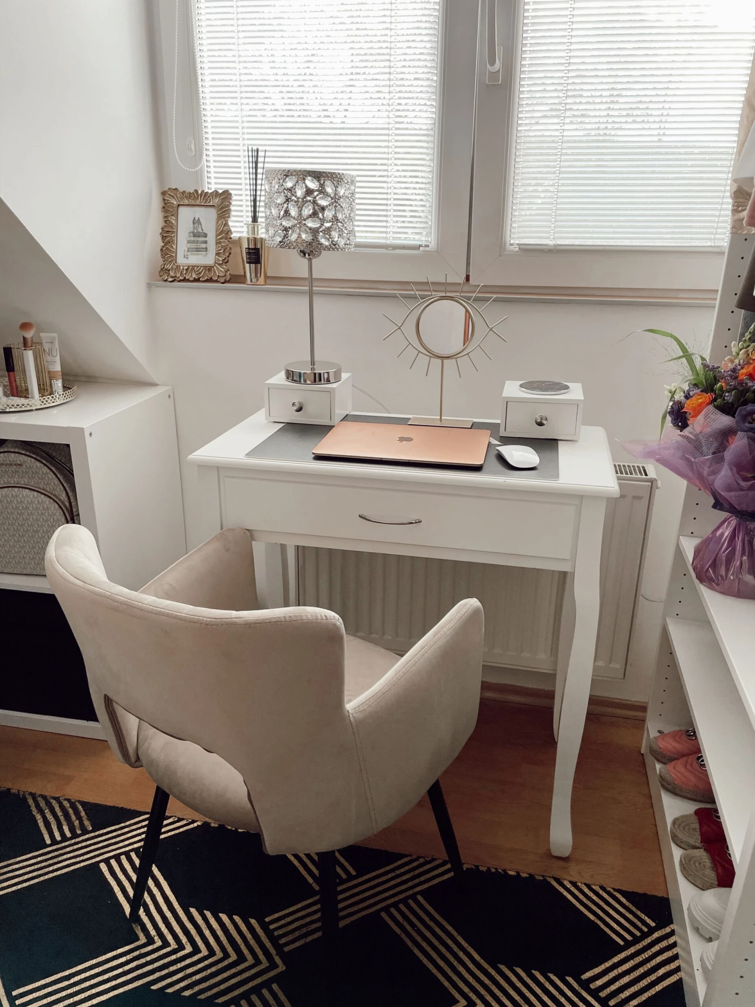 Tuoli Sametti Harmaa SANILAC - Image 5