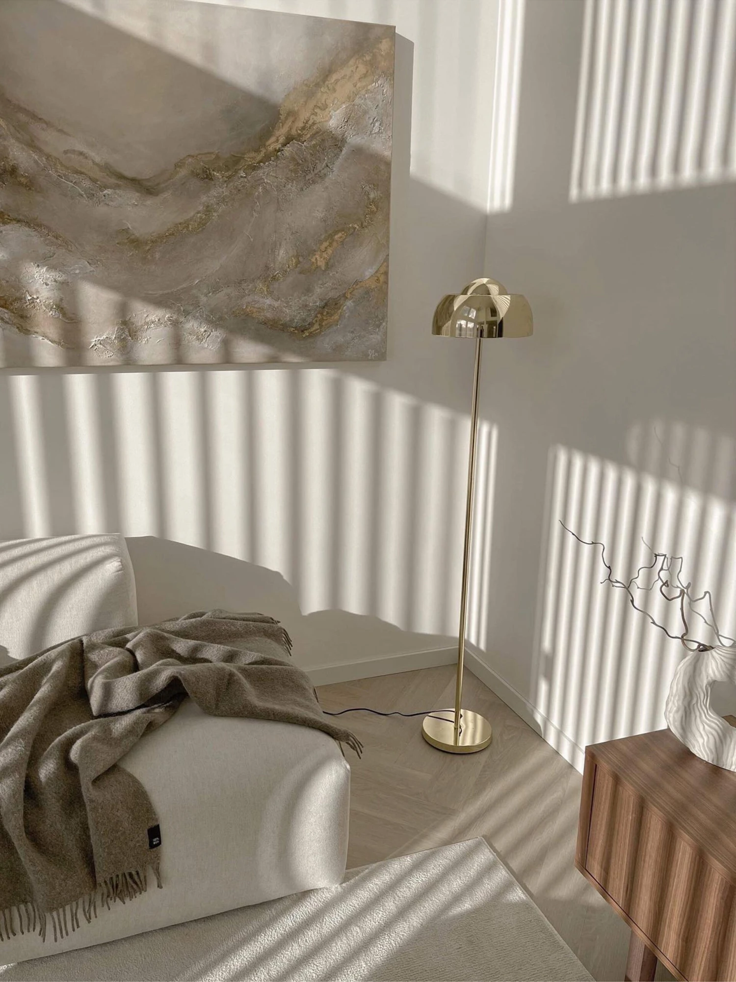 Lattiavalaisin Teräs Kulta SENETTE 3 Lattiavalaisin Teräs Kulta SENETTE - Image 3