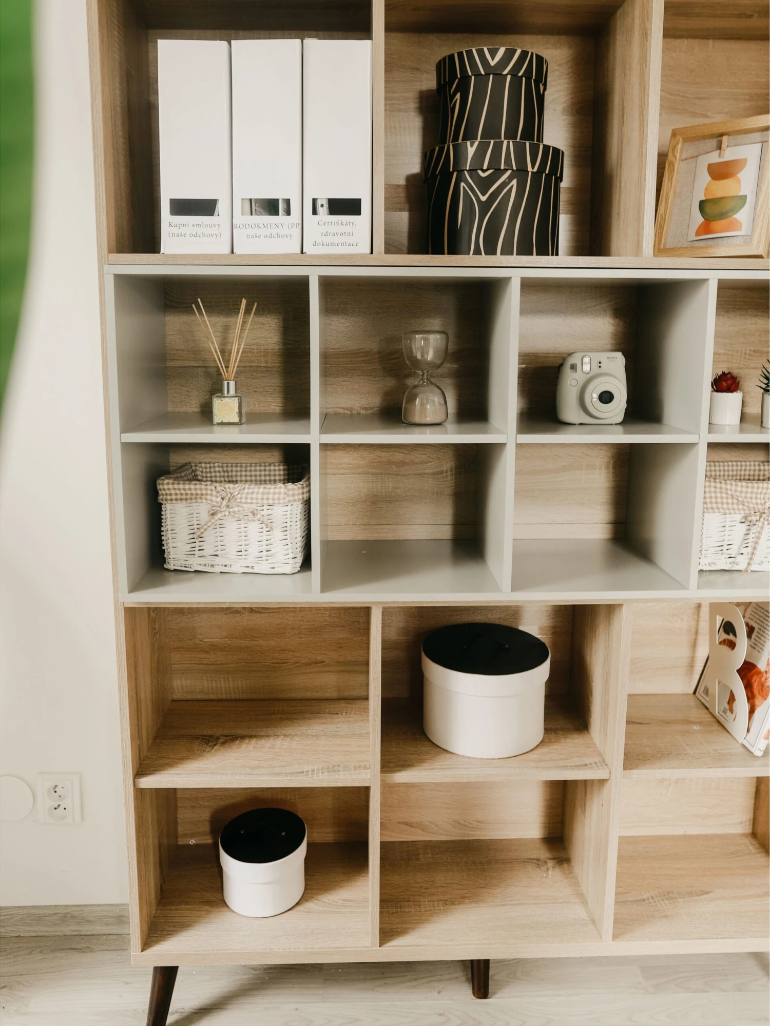 Kirjahylly 17 Hyllyä Vaalea Puu/harmaa ALLOA - Image 3