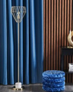 Lattiavalaisin Metalli Messinki MOONI -Beliani undef src sa picid 847291 type whitesh image